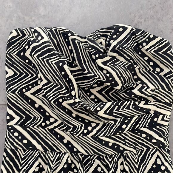 THE LIMITED strapless fit and flare dress black and cream lined zipper size 8 - Picture 10 of 14